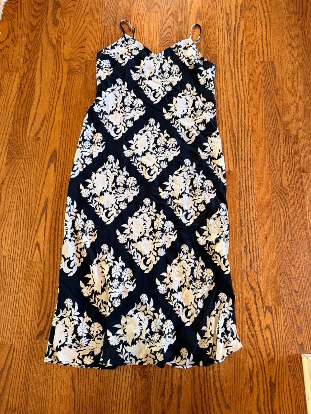 Women's Karen Kane Black and White Spaghetti Strap Midi Dress -- L